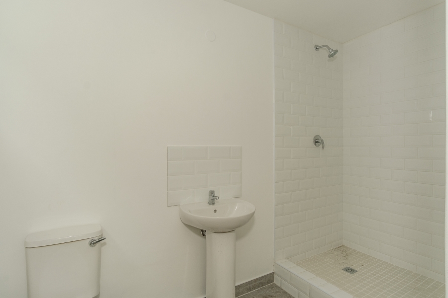 6 Bedroom Property for Sale in Meadowsteads Western Cape